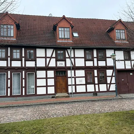 Dahlmanns Am Park 3*